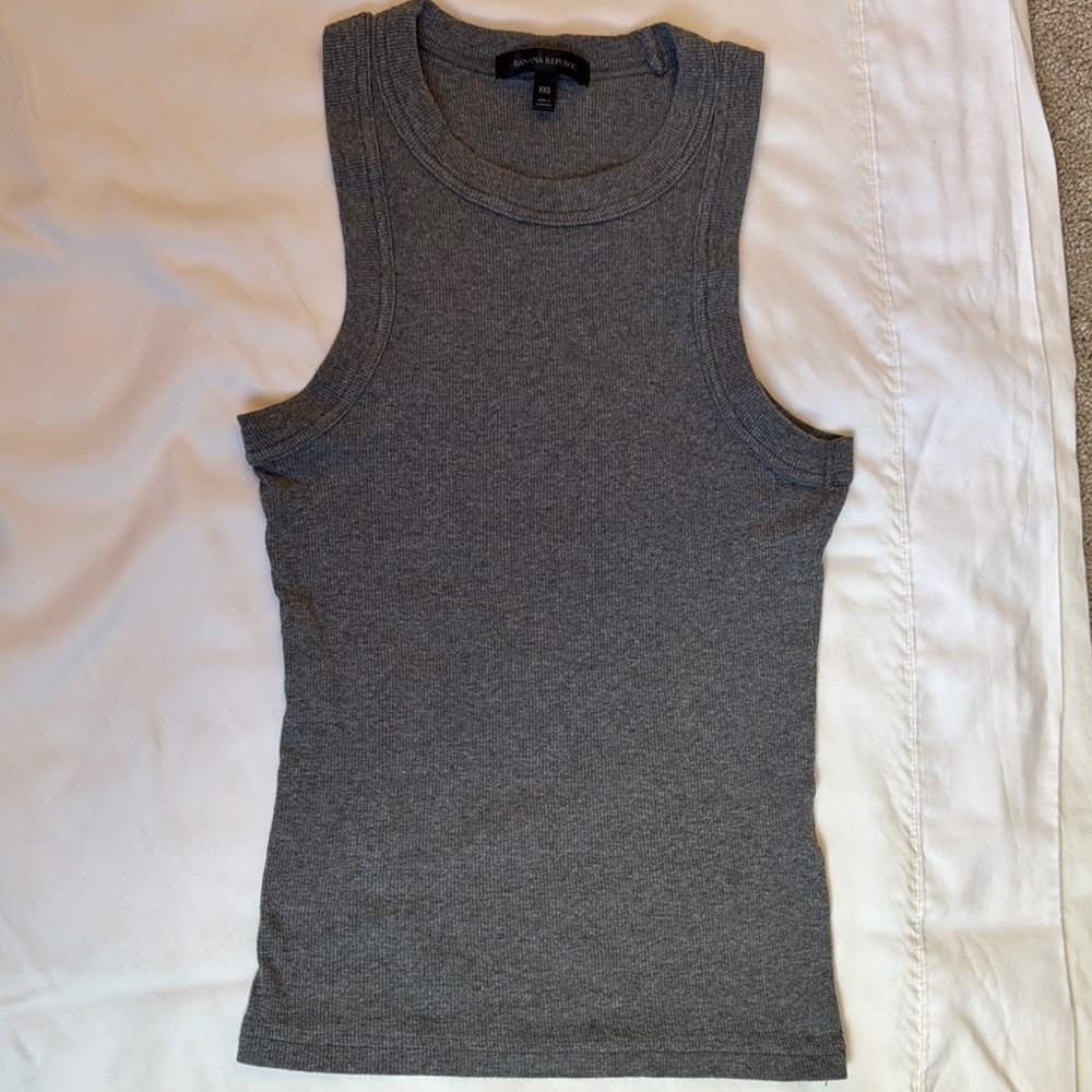 Banana Republic Gray Sleeveless ribbed Tank Top size XXS